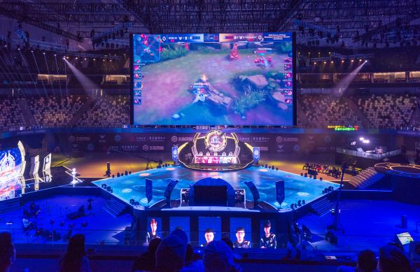 阵容乃至赛 阵容乃至赛