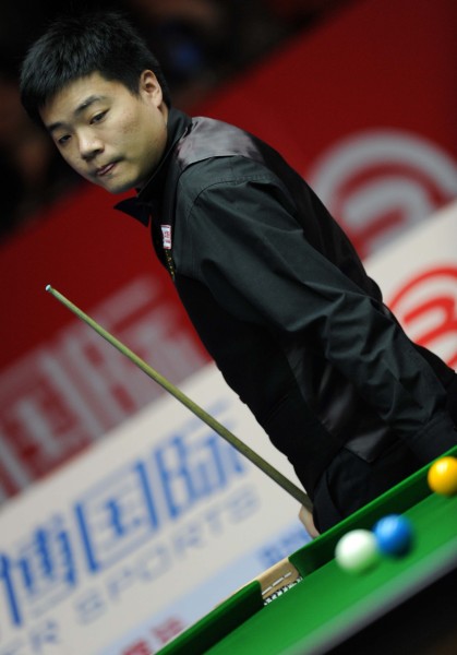 伍德出生于 伍德出生于