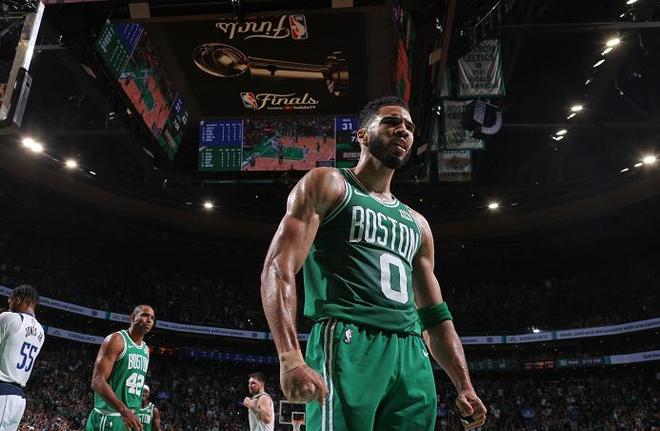 日焦点对决 日焦点对决