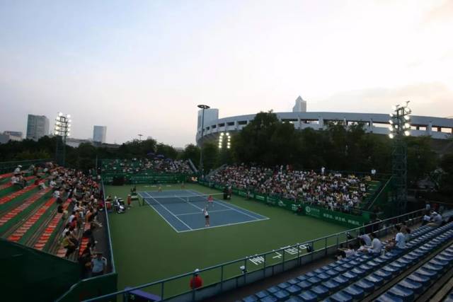 关注摊主与 关注摊主与